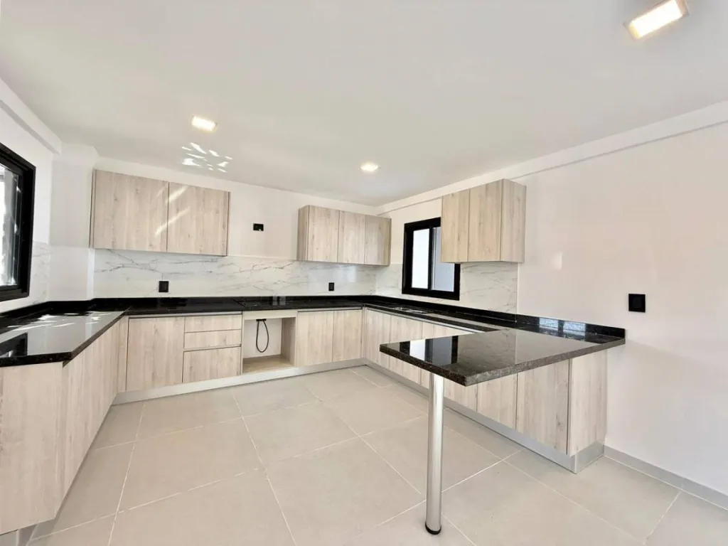 En Alquiler Dúplex Luque ID 47409 — foto 3