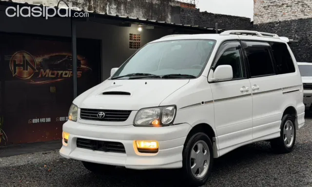 Toyota Noah 2002 — foto 2