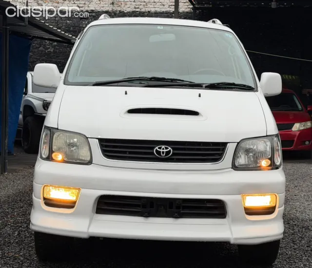 Toyota Noah 2001 - foto 2