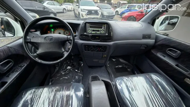 Toyota Noah 2001 — foto 7