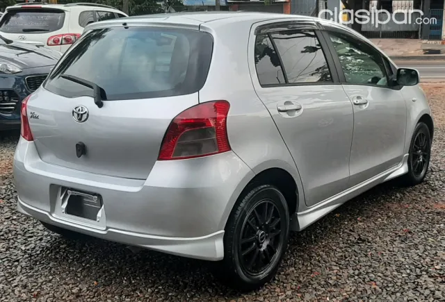Toyota Vitz 2006 — foto 7