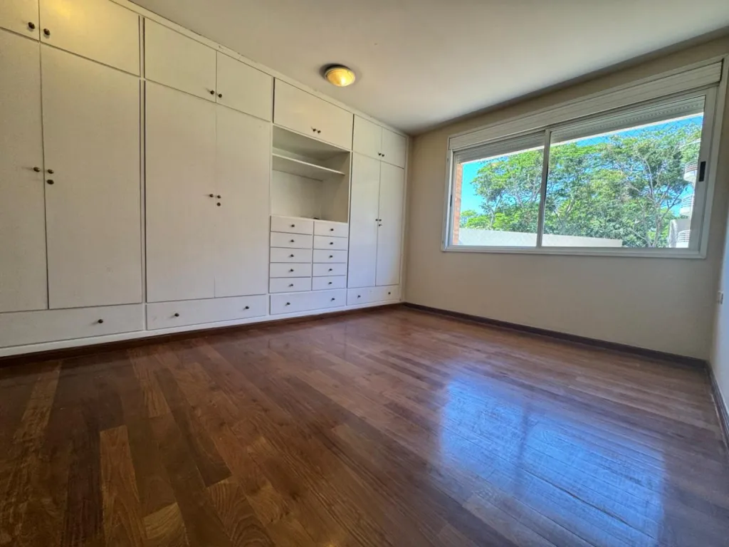 Vendo Departamento de 265 m2 en Edificio, Barrio Manorá - CLAP7935151 — foto 3