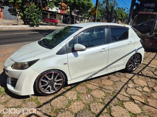 Toyota Vitz 2012 — foto 4