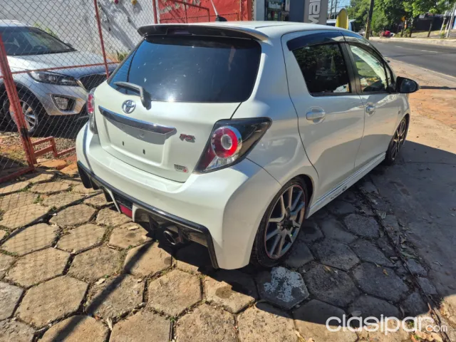 Toyota Vitz 2012 — foto 6