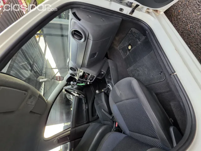Volkswagen Gol 2015 — foto 5