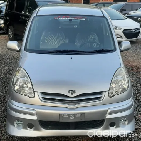 Toyota Fun Cargo 2002 — foto 7