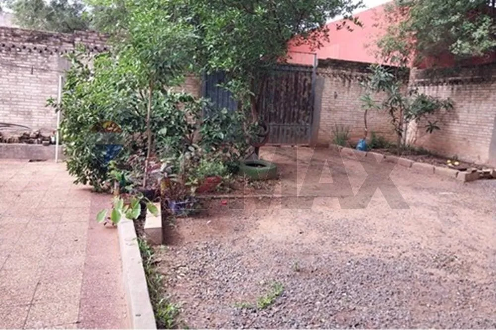 Casa - Venta - San Lorenzo, Central, Paraguay — foto 3