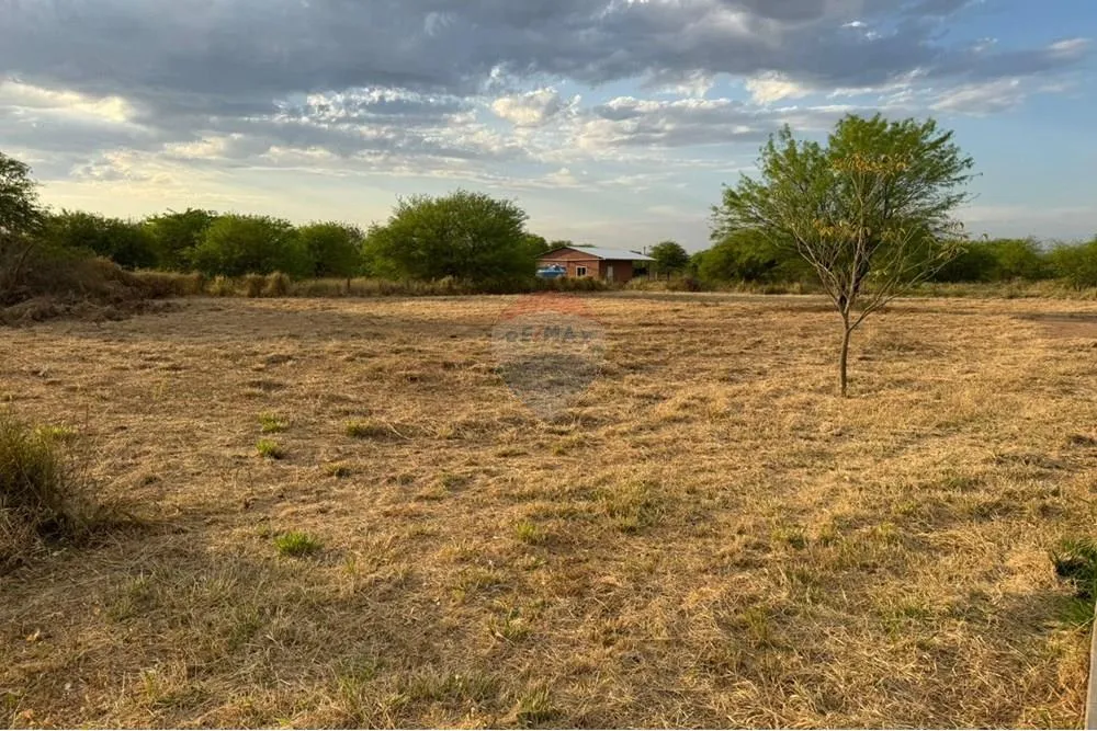 En venta un lote residencial de 3.926 m², Boquerón Alto Py — foto 2