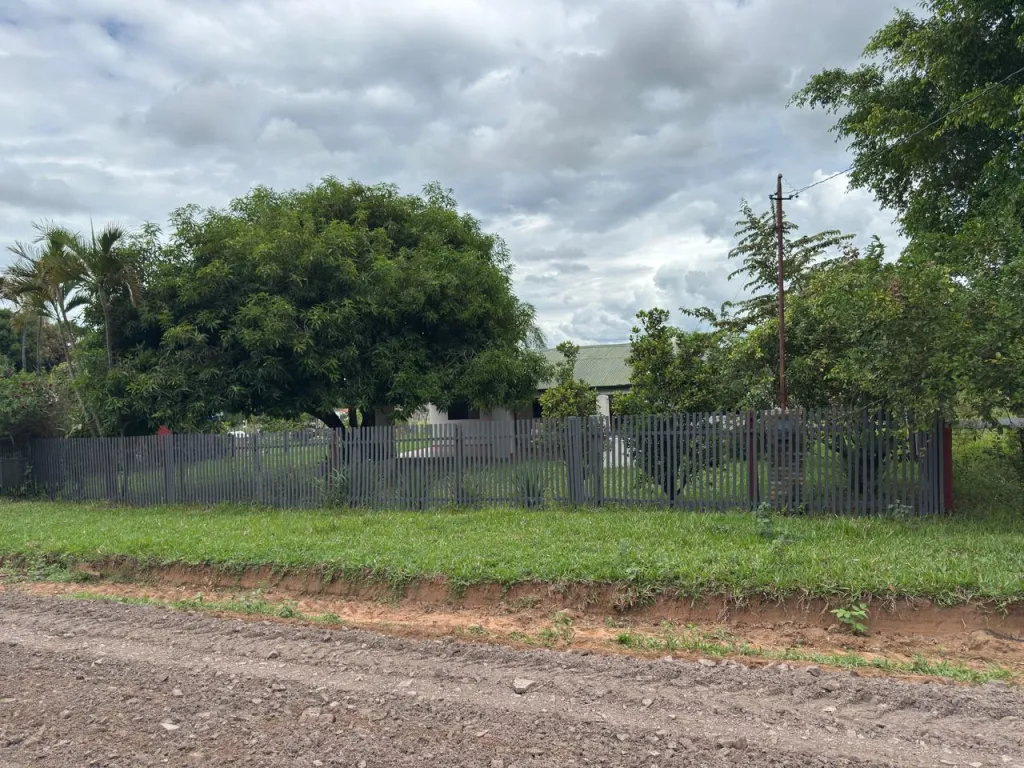 VENDO TERRENO CON CASA — foto 3