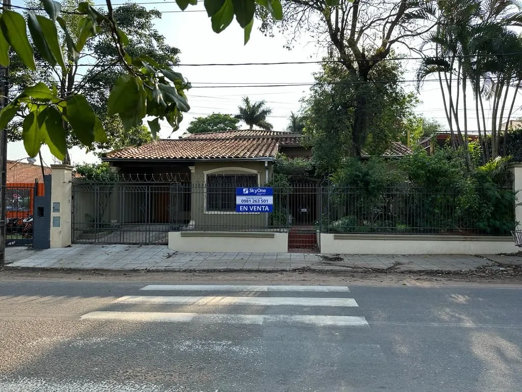 En VENTA Propiedad de 600 m2, B° Villa Aurelia.Sobre Avda. Boggiani. (ID1704) — foto 2