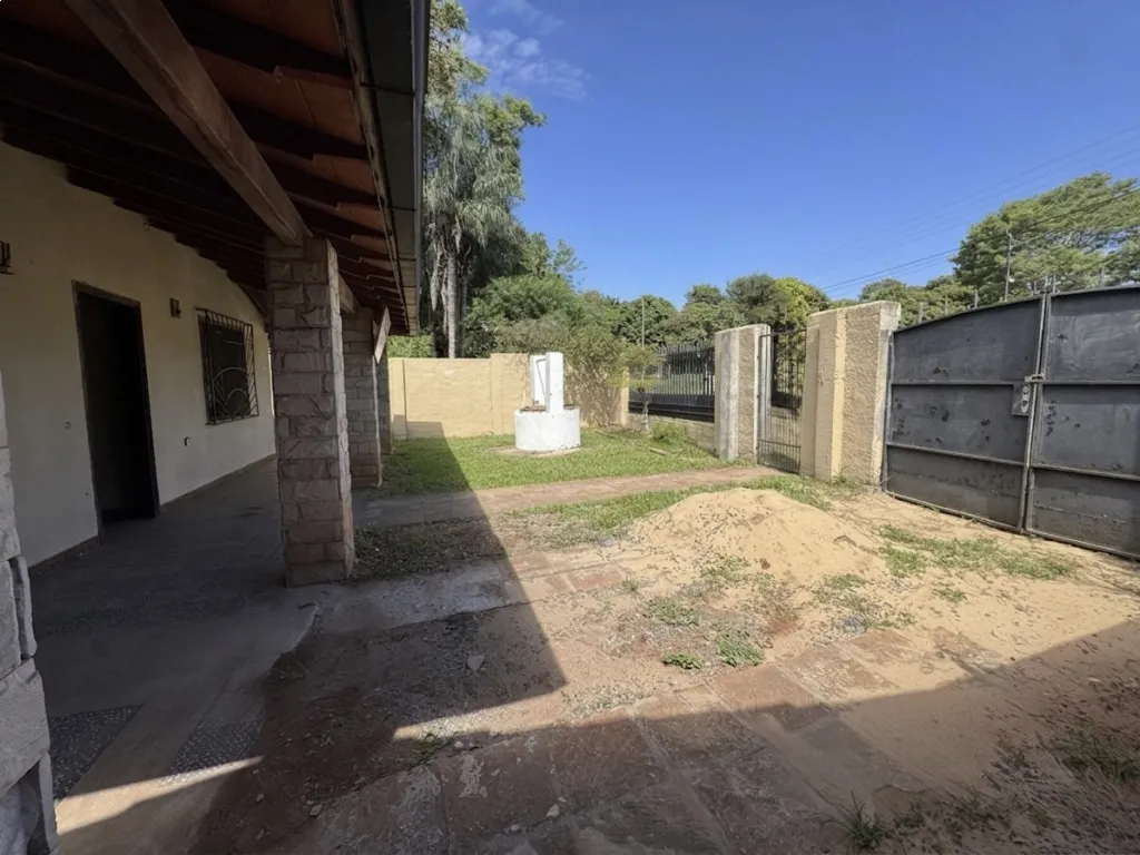 Vendo casa a remodelar en Luque — foto 2