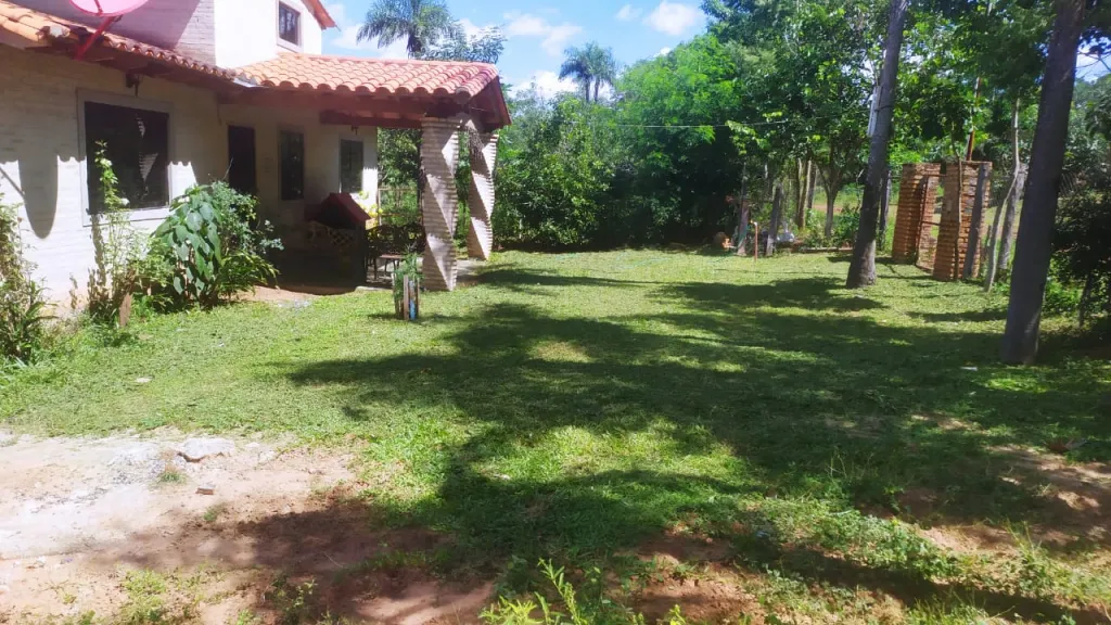 VENDO 2HAS EN NUEVA COLOMBIA CON CASA Y LAGUNA — foto 2