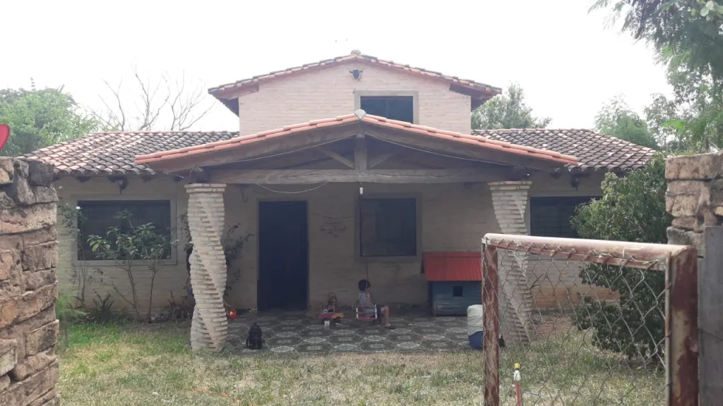 VENDO 2HAS EN NUEVA COLOMBIA CON CASA Y LAGUNA — foto 3