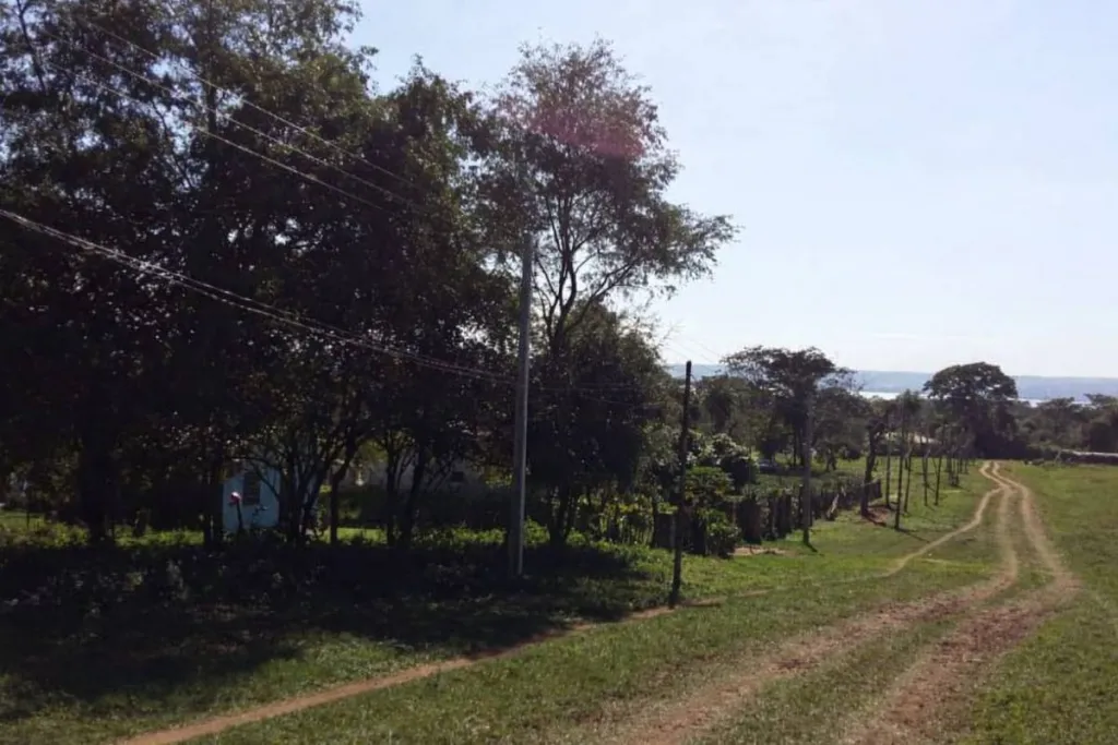 VENDO 2 TERRENOS VISTA AL LAGO YPACARAI — PATIÑO ITAUGUÁ — foto 3