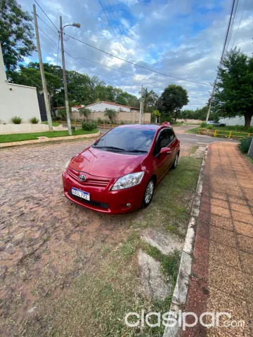 Toyota Auris 2010 - foto 2