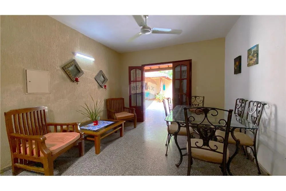 Casa - Venta - Fernando De La Mora, Central, Paraguay — foto 3