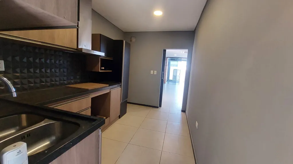 EN VENTA CASA EN LUQUE — foto 2