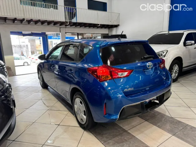Toyota New Auris 2013 — foto 3