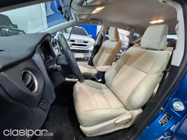 Toyota New Auris 2013 — foto 7