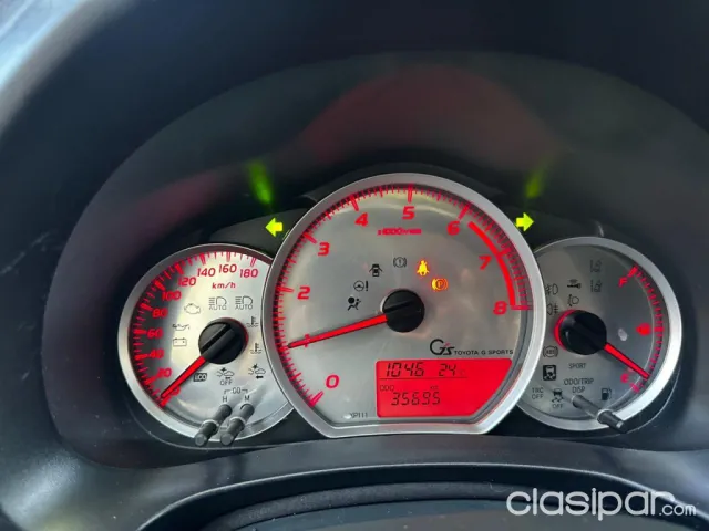 Toyota Vitz 2014 — foto 6