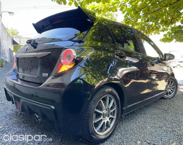 Toyota Vitz 2014 — foto 8