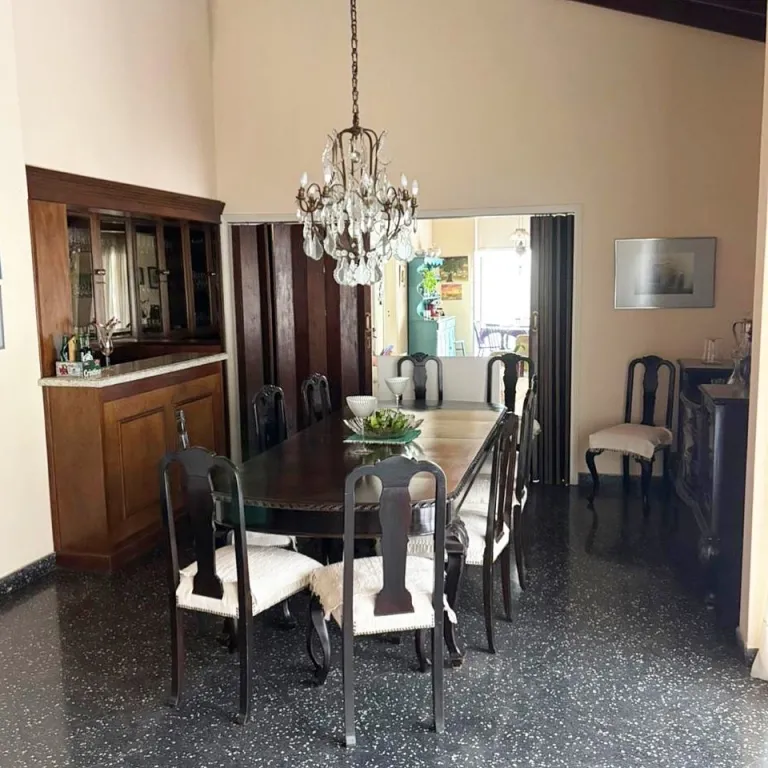 Vendo casa de 3 dormitorios en el barrio mariscal López Asuncion — foto 2
