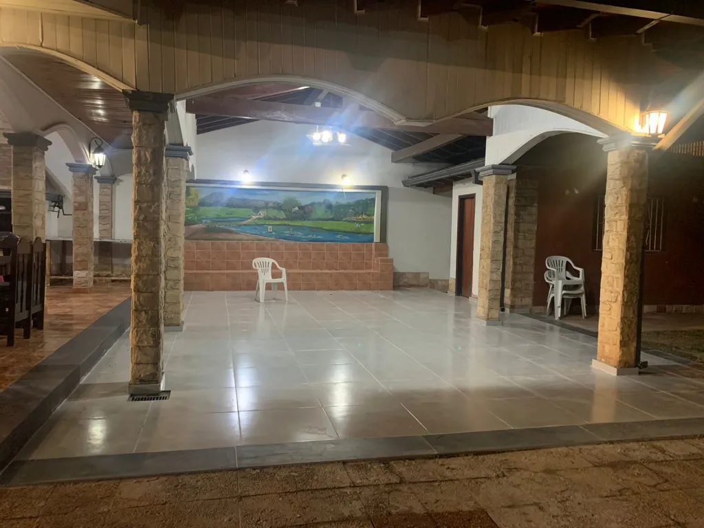MANSIÓN DE 3 DMTS., EN ÑEMBY, IDEAL PARA VIVIENDA, TAMBIÉN PARA ALQUILER DE EVENTOS, — photo 3