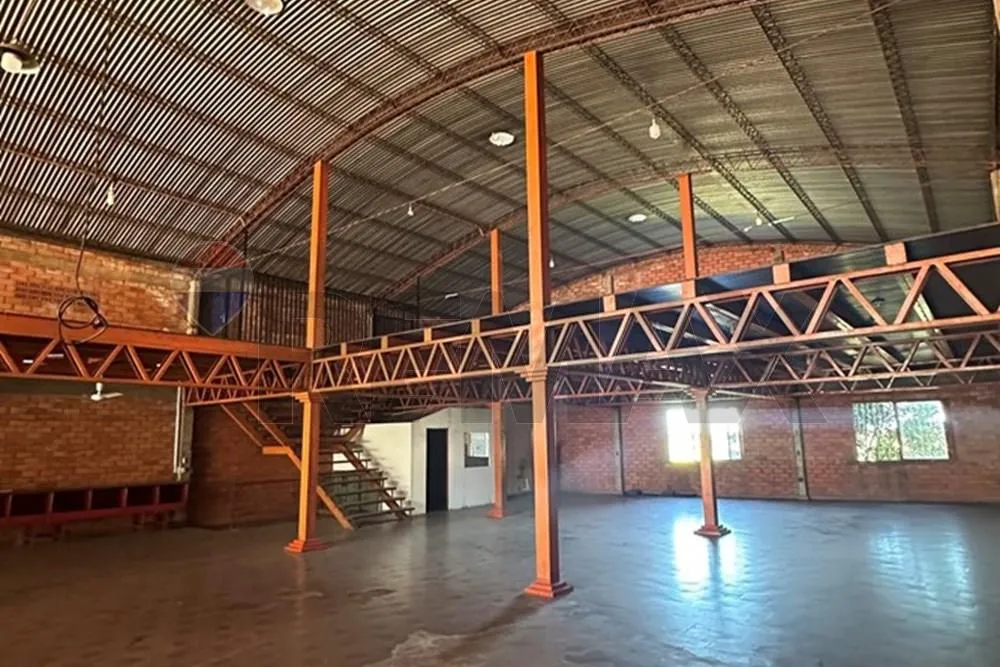 VENDO DEPOSITO EN ENCARNACION A PASOS DEL CENTRO — foto 2