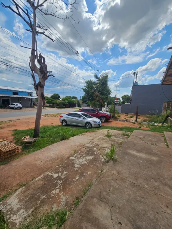 Remato Propiedad de 1095 m2 en Ñemby Barrio Cañadita al Lado de Biggies sobre asfalto — foto 3