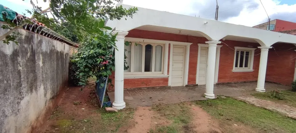Vendo Casa de 2 dormitorios en Barrio Molino de Luque zona Plaza Guyra Campana — foto 3