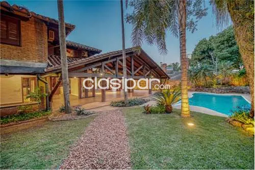 HERMOSA RESIDENCIA DE 1580M2 EN BARRIO CARMELITAS — фото 3