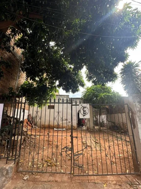 VENDO TERRENO EN BARRIO PETTIROSSI ASUNCIÓN ZONA MERCADO 4 — foto 2