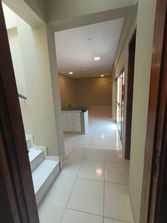 VENDO DUPLEX DE 3 DORMITORIOS ZONA RAKIURA — foto 2
