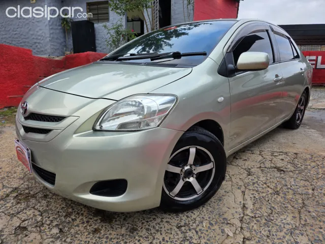 Toyota Belta 2006 - foto 2