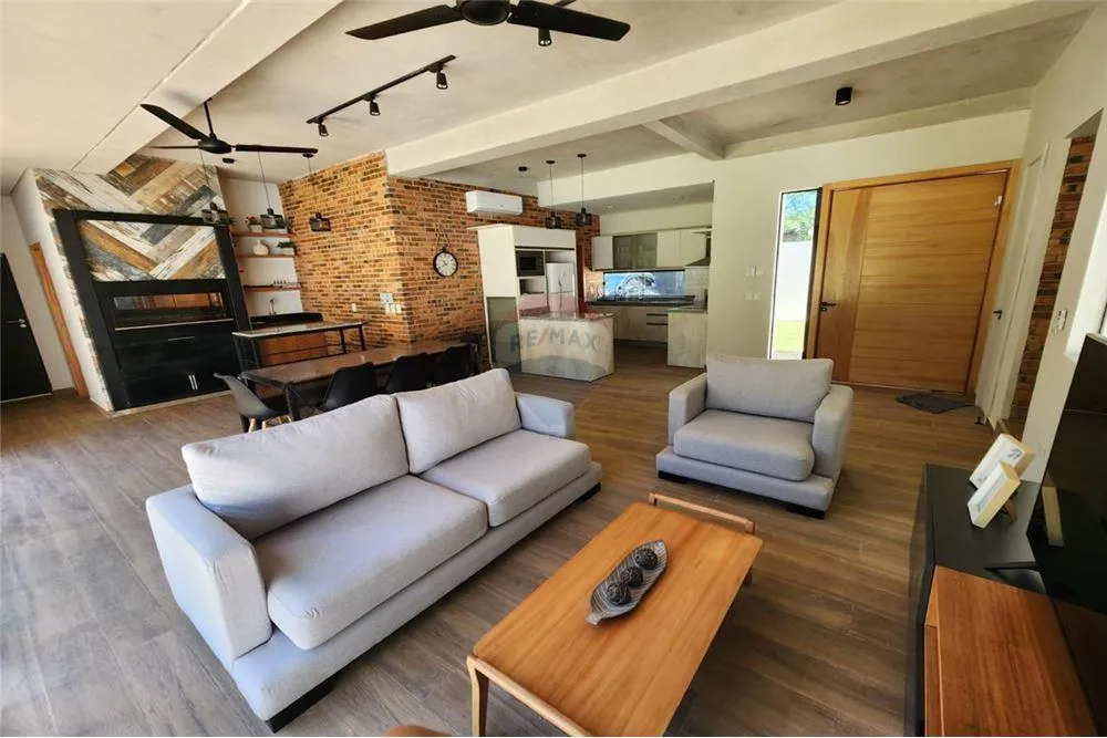 En Venta -Casa - San Bernardino, Cordillera, Paraguay — foto 3