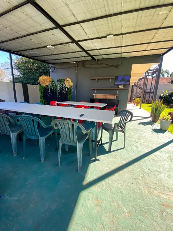 VENDO HOSTAL EQUIPADO Y FUNCIONANDO EN EL BARRIO SAN PEDRO: 10 habitaciones y 10 baños — foto 3