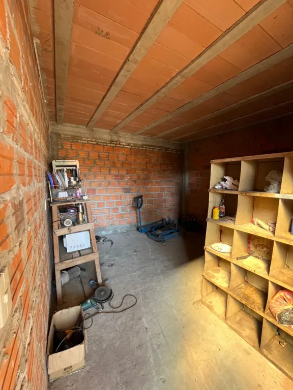 Vendo propiedad con tinglado, depósito y oficinas en Limpio — foto 3