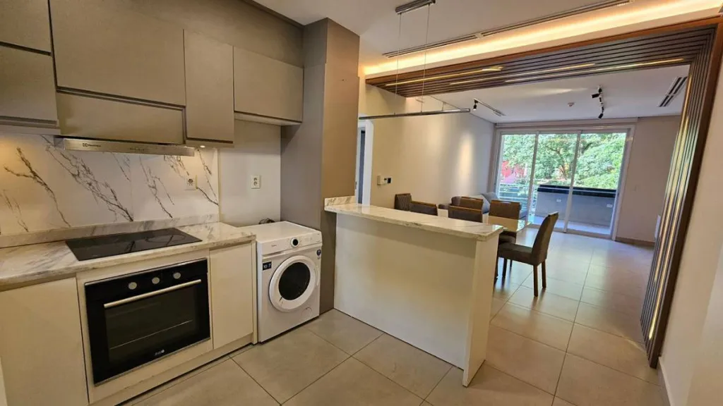VENDO DEPARTAMENTO SEMI AMOBLADO 2 DORMITORIOS EN LUQUE CON RENTA ACTIVA — foto 3