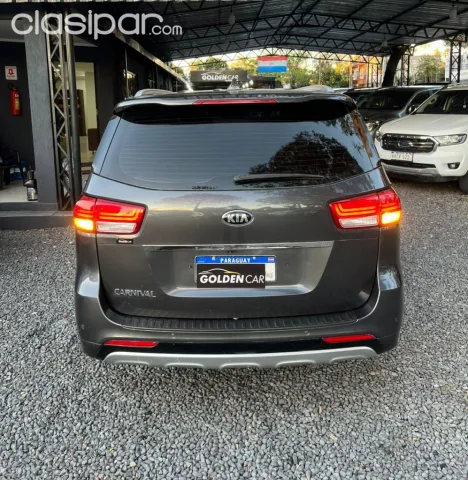 Kia Carnival 2015 - foto 2