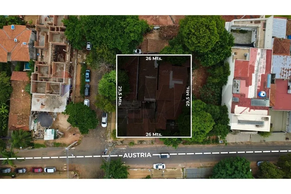 PROPIEDAD EN ESQUINA PARA INVERSIÓN — foto 3