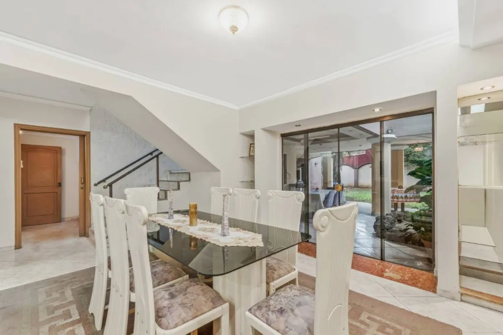 VENDO HERMOSA CASA 4 DOMITORIOS EN RECOLETA ASUNCION — foto 3