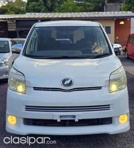 Toyota Voxy 2009 — foto 6