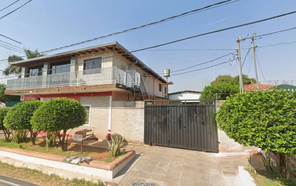 CASA + SALÓN COMERCIAL + DEPOSITO EN VENTA — foto 3