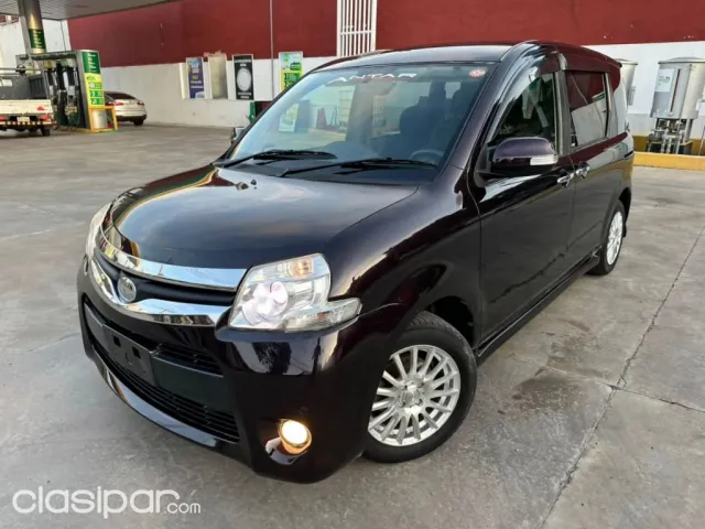 Toyota Sienta 2012 — foto 3