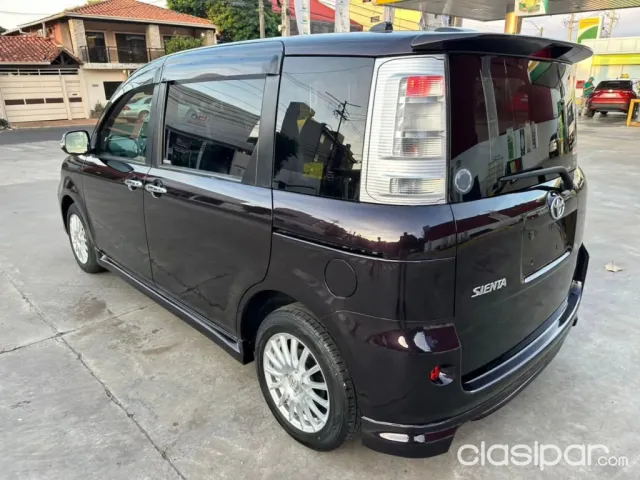 Toyota Sienta 2012 — foto 6
