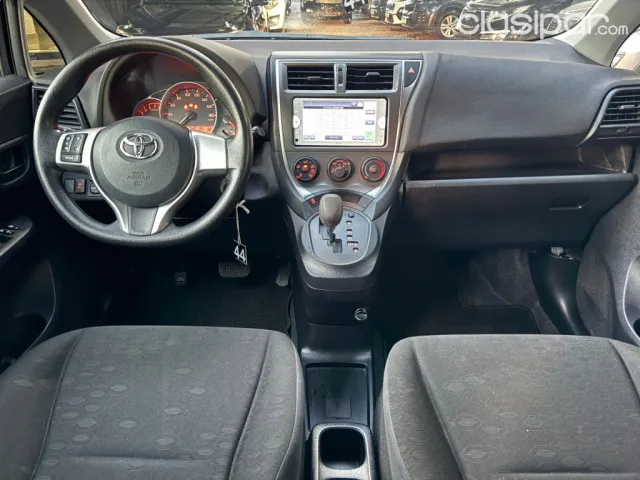 Toyota New Ractis 2013 — foto 3