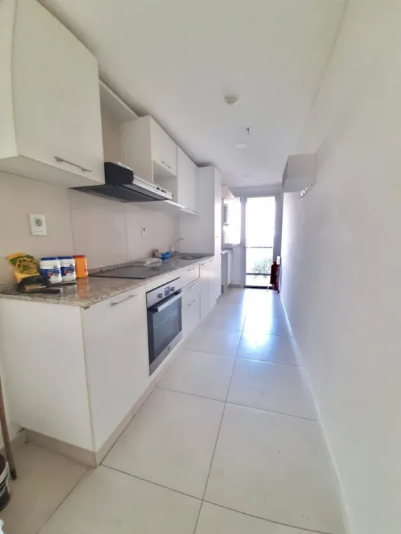 En Alquiler Departamento de 2 Habitaciones en Sajonia A497 — Foto 3