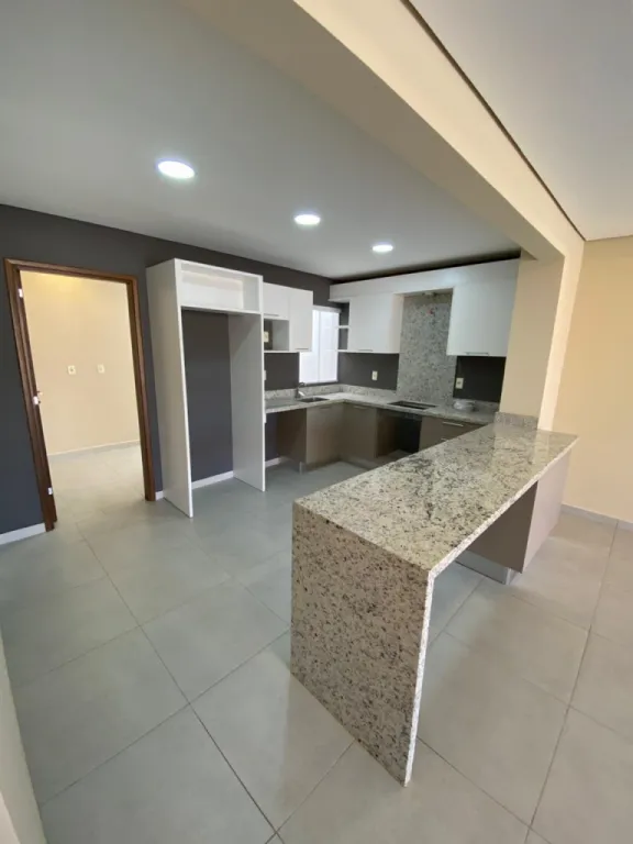 Hermoso Duplex en Luque en ALQUILER — foto 3