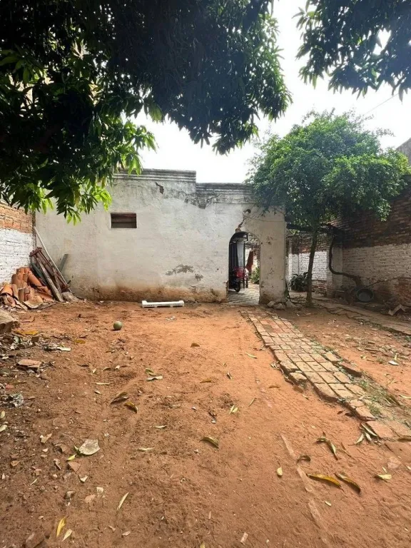 VENDO TERRENO EN EL BARRIO PETTIROSSI, ASUNCIÓN — foto 2