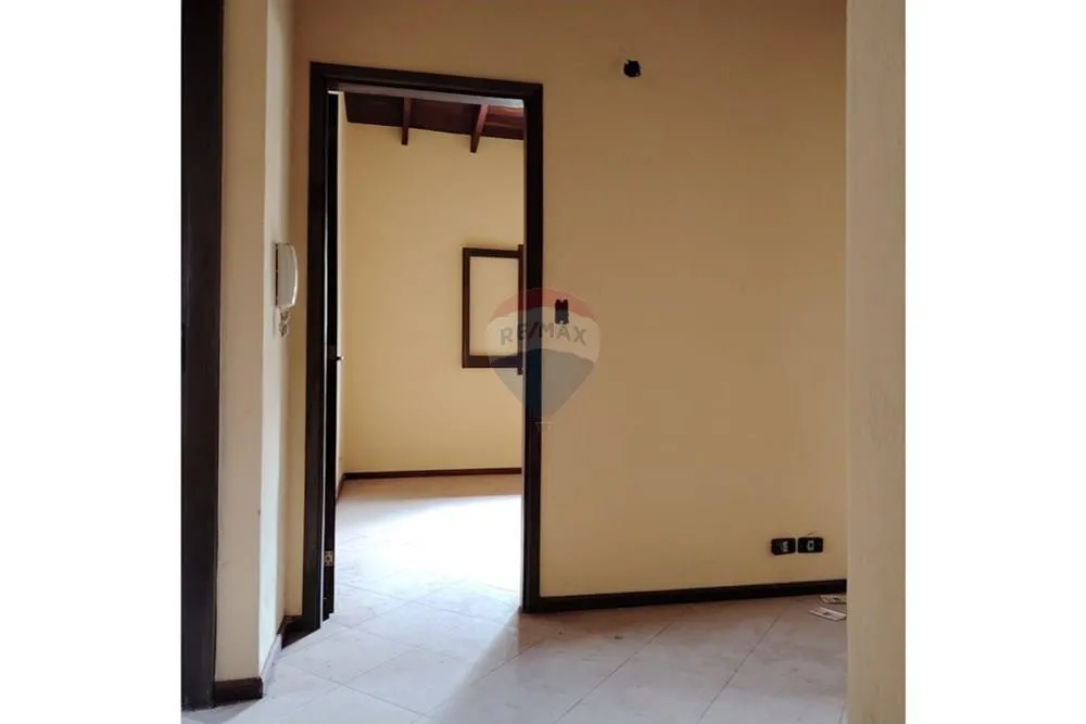 EN VENTA CASA A TERMINAR EN LUQUE ZONA AEROPUERTO — foto 2